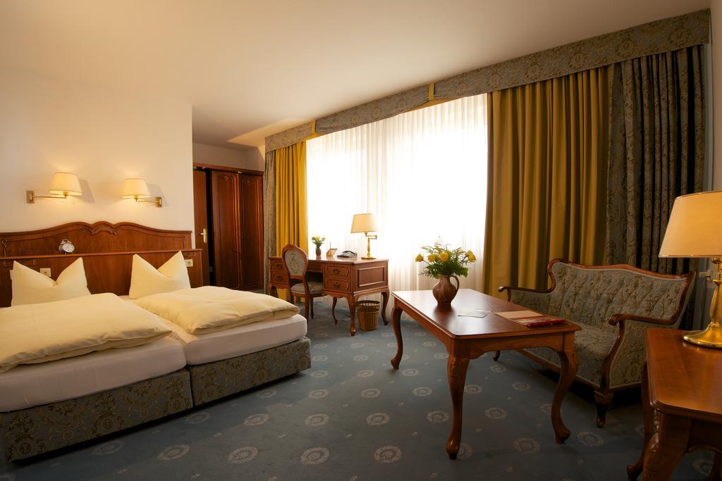 Adler Golf-& Tagungshotel Harth-Poellnitz 외부 사진