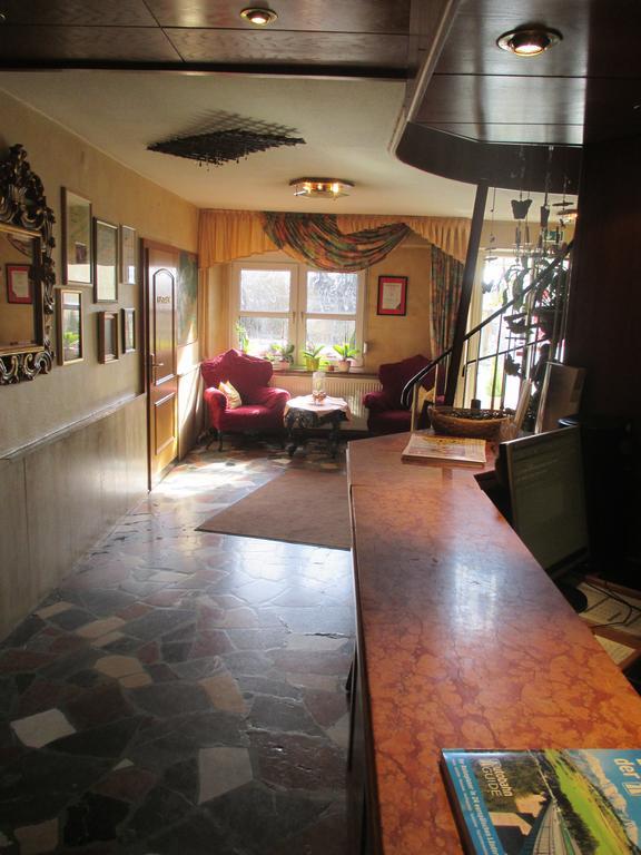 Adler Golf-& Tagungshotel Harth-Poellnitz 외부 사진